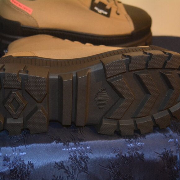 Palladium Revolt Women’s Boots Size 10 Olive Canvas Chunky Platform Lug Sole NIB - Picture 6 of 10